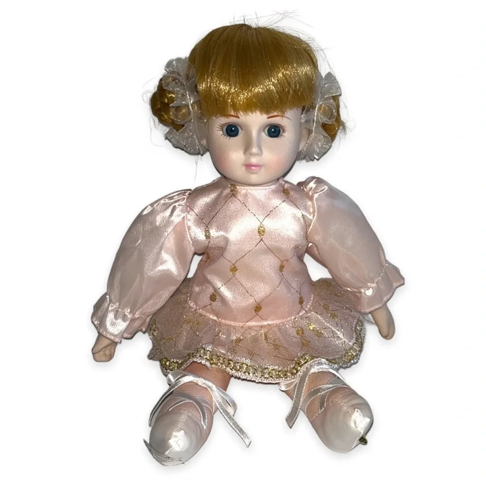 The San Francisco Music Box Ballerina Porcelain Doll Musical Wind Up 12 Inch